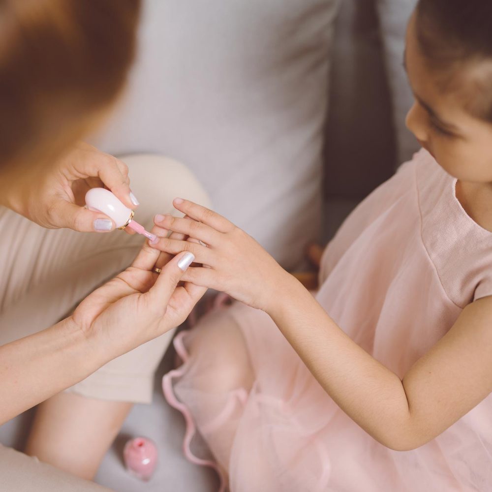 nail salon Grandview heights