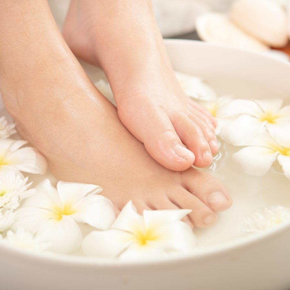 nail salon Grandview heights